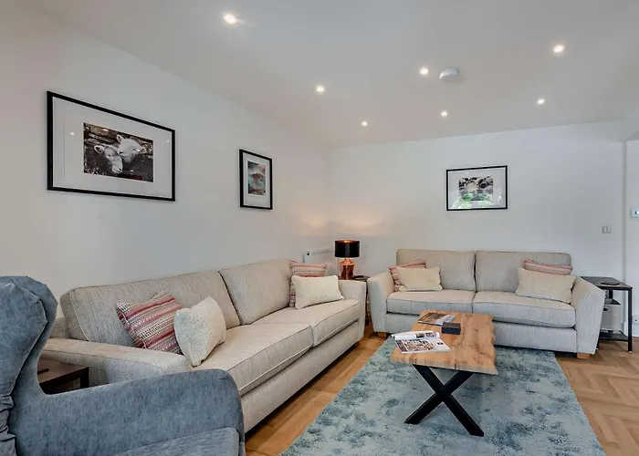 度假居 4 Bed In 94705 *