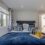 4 Bed In Oc-94705 * كونيستون