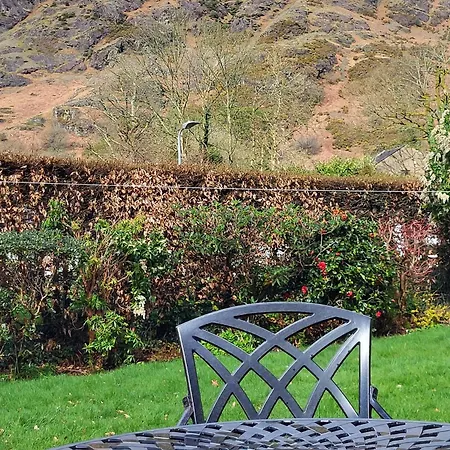 2 Bed In 94705 * Coniston