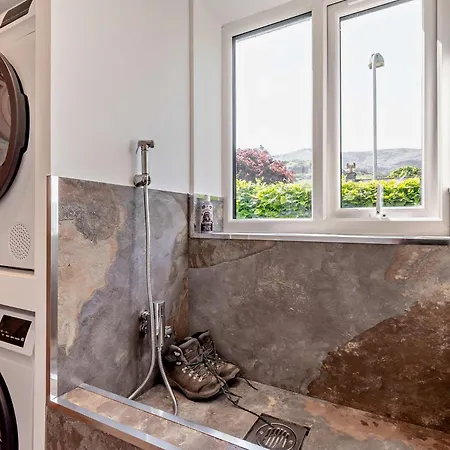 2 Bed In 94705 Holiday home *
