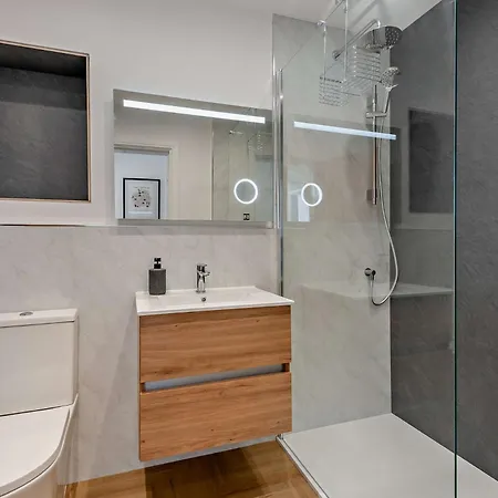 4 Bed In Oc-94705 Casa de Férias