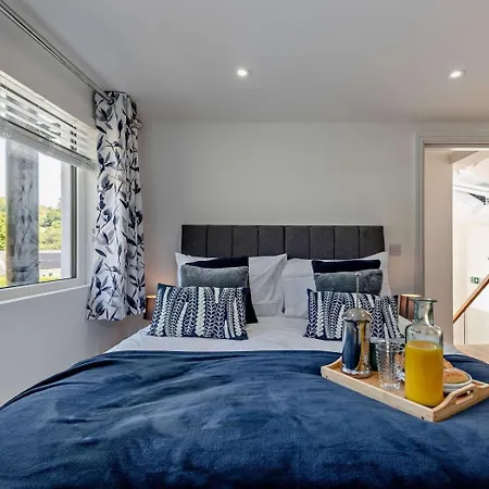 Vakantiehuis 4 Bed In Oc-94705 *