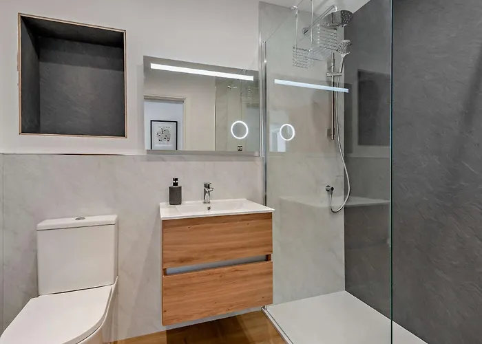 4 Bed In 94705 Сasa de vacaciones *